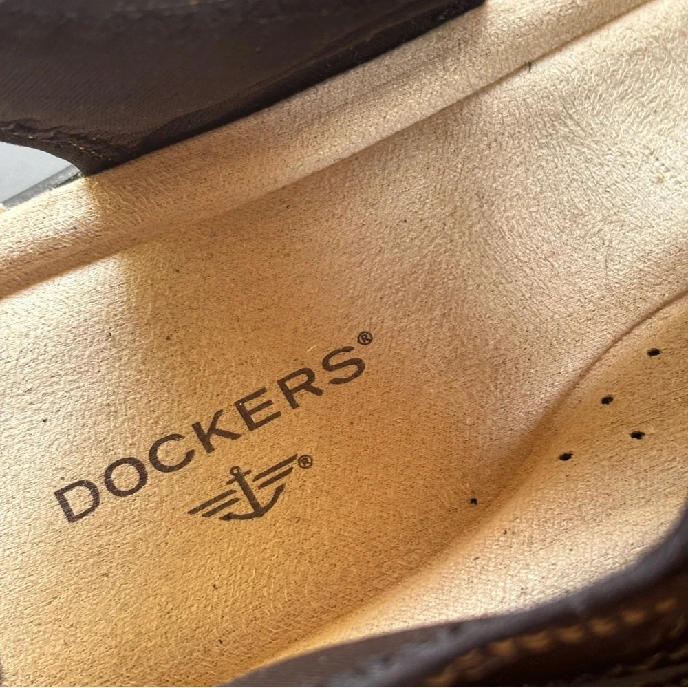 Dockers New Brown Pebbled Leather Quarter Strap Men’s Size 12